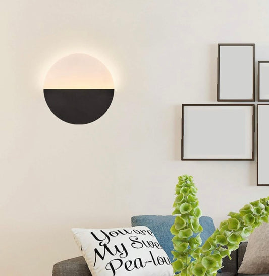 Modern Outdoor Wall Light - 3000K Warm White, Die-cast Aluminium - Black