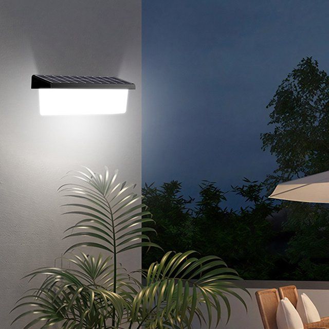 Solar LED Wall Light - Auto On at Night - 6000K Cool White