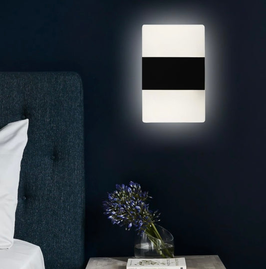 Modern Outdoor Wall Light - 3000K Warm White, Die-cast Aluminium - White